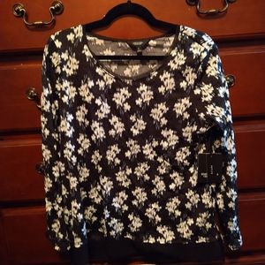 Simply Vera Wang petite large floral blouse long sleeve